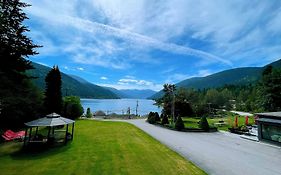 Kokanee Glacier Resort